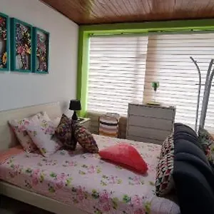Salome Habitación en casa particular Bogotá