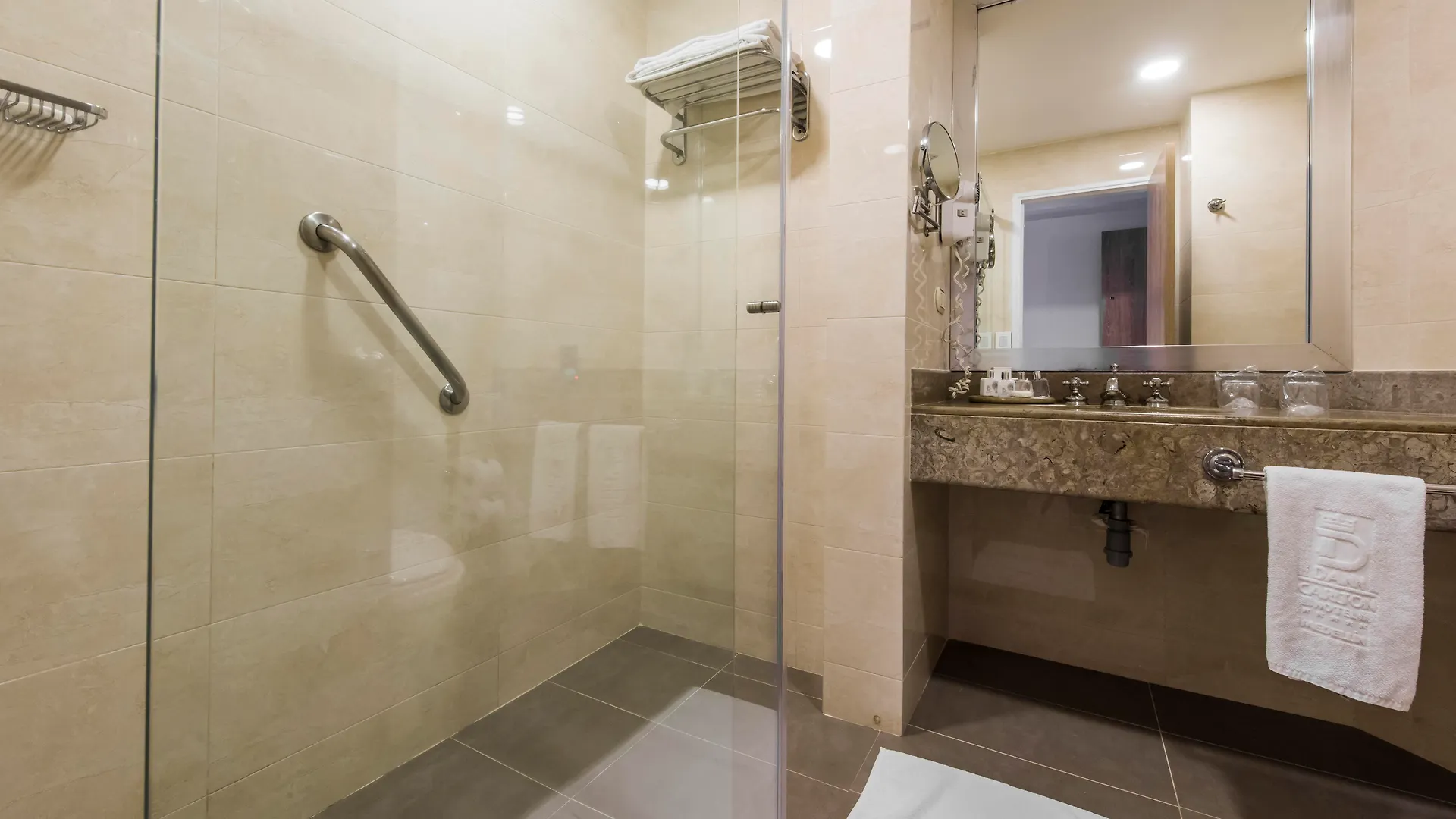 Hotel Dann Carlton Medellin 5*,