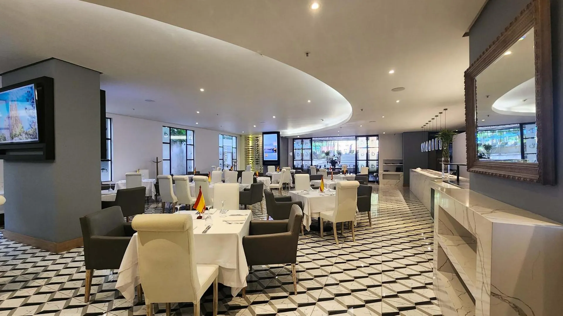 Hotel Dann Carlton Medellin 5*,